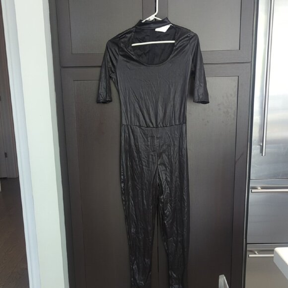 Women's Cat Woman Costume Jumpsuit, Belt, Mask, Headband Included - Size M NWT - Picture 2 of 4